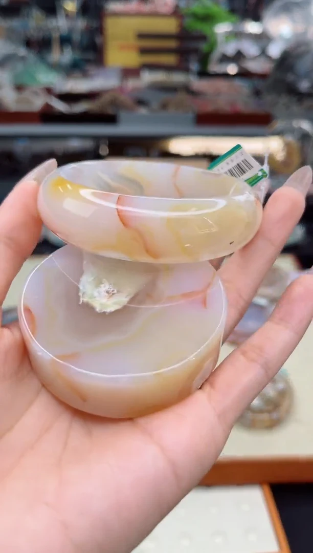 【闪购商品】石英质玉手镯未镶嵌60圈口（赠品镯心）3931301