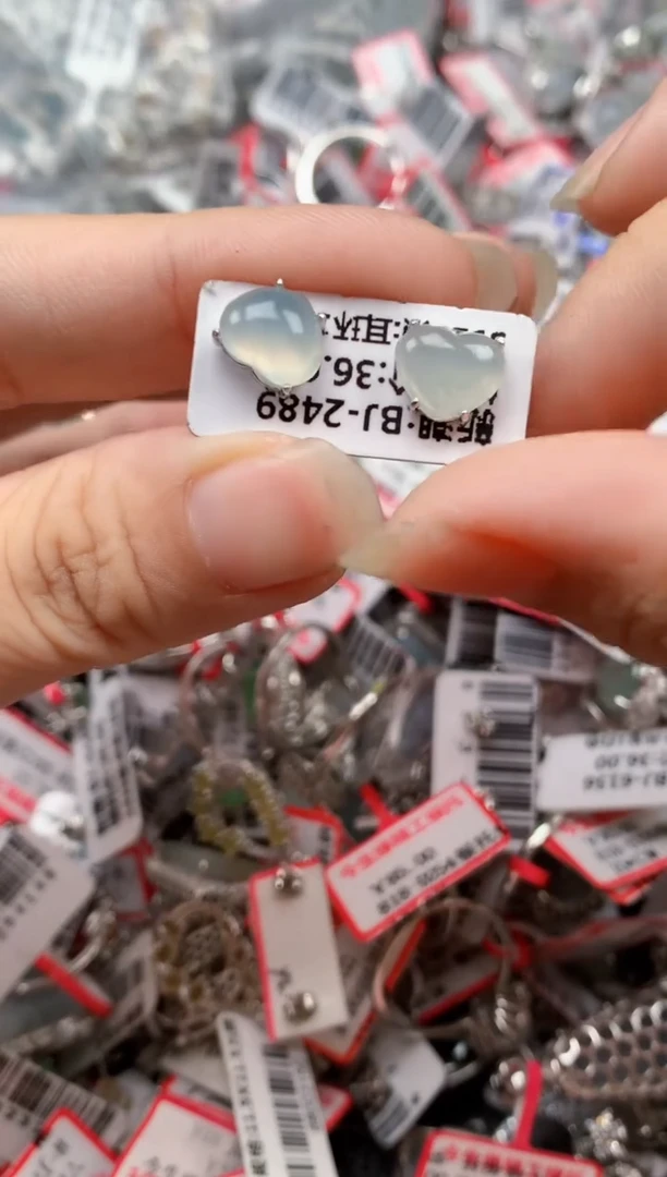 银S925镶嵌戒指翡翠天然A货缅甸翡翠