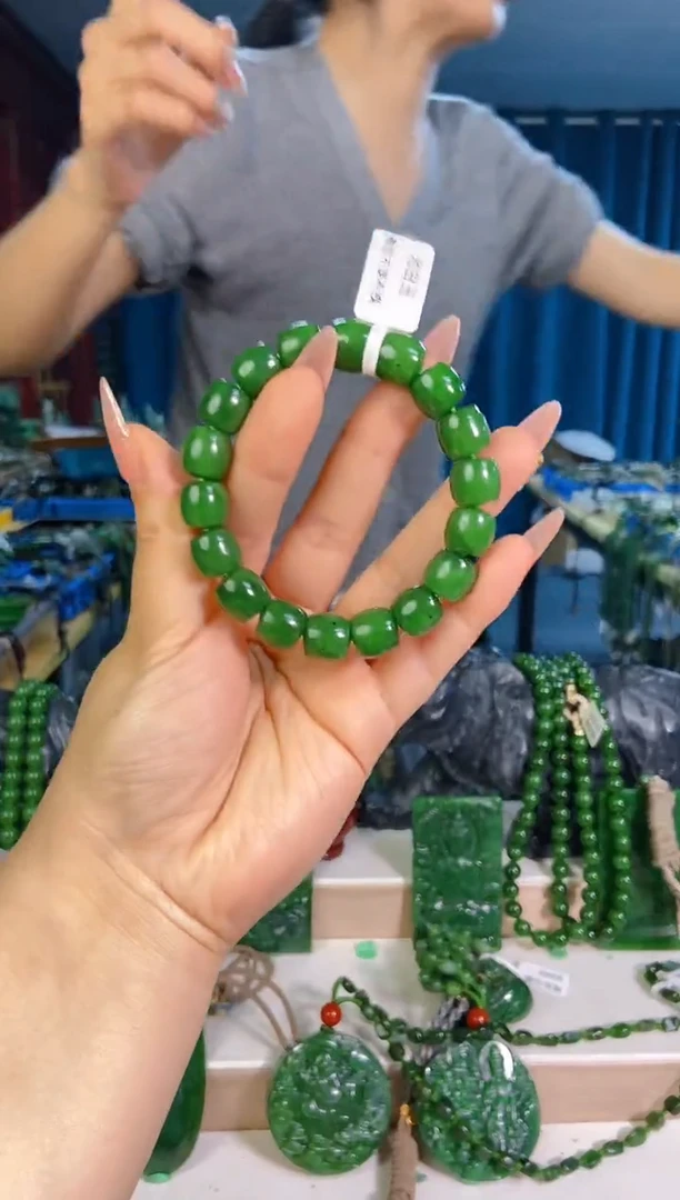 和田玉未镶嵌挂件1