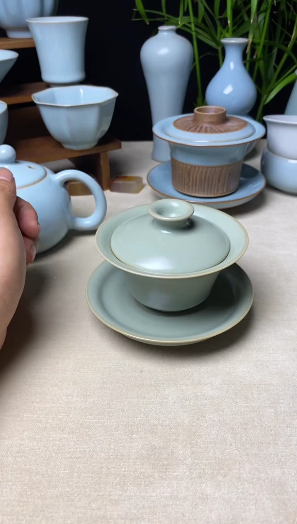 特惠福利品-微瑕仿古釉全手工三才元宝盖碗