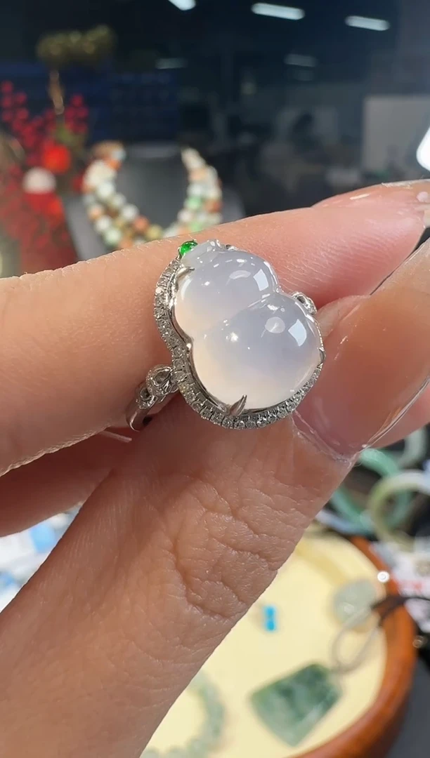 【闪购商品】翡翠戒指18K金镶嵌戒指