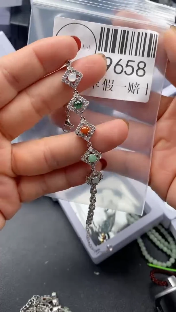 吊坠(不含链)未镶嵌翡翠9658