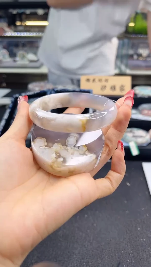 未镶嵌手镯石英质玉64圈口（赠品镯心）10164