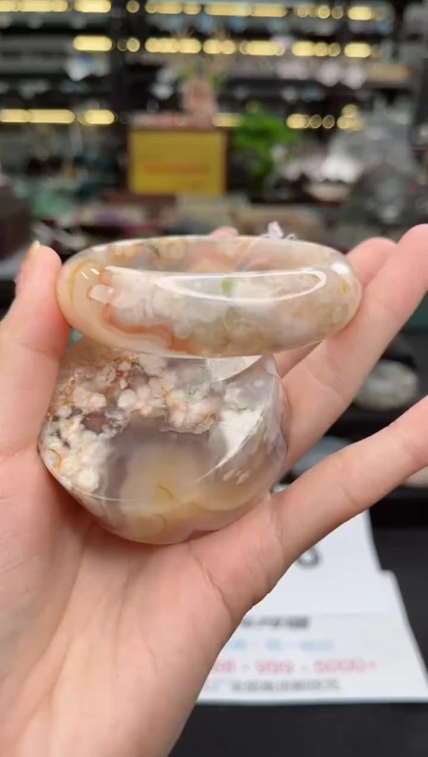 【闪购商品】石英质玉手镯未镶嵌58圈口（赠品镯心）3505052