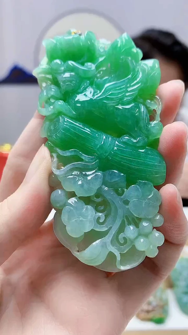 未镶嵌定制翡翠5060zm-毛货挂件143