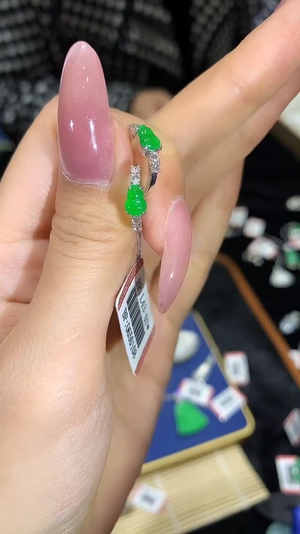 【闪购商品】翡翠耳饰18K金镶嵌翡翠耳饰WXY