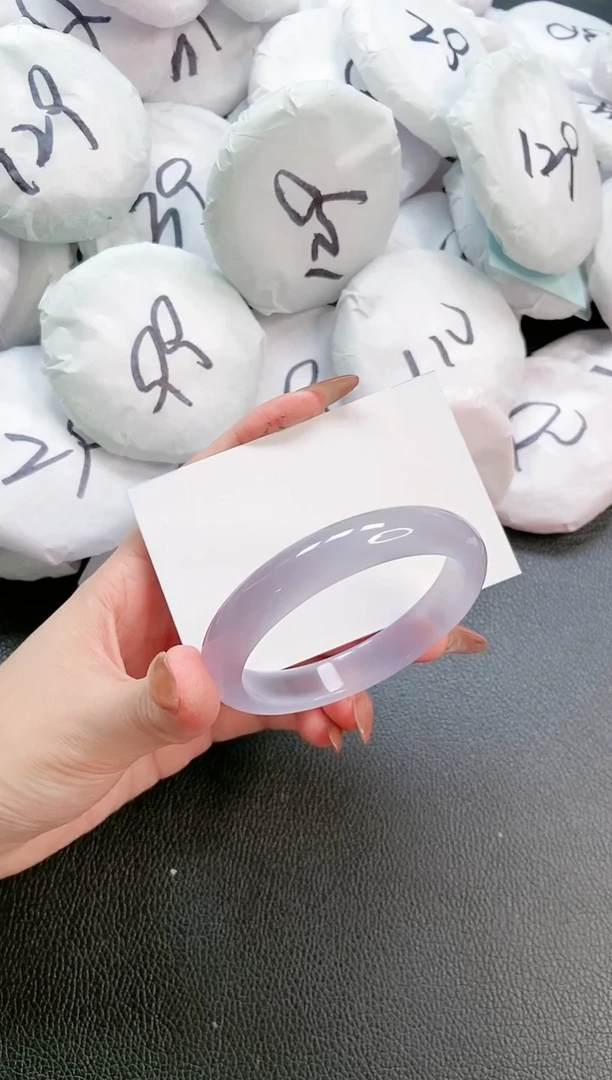 【闪购商品】石英质玉手镯未镶嵌 15L156-55