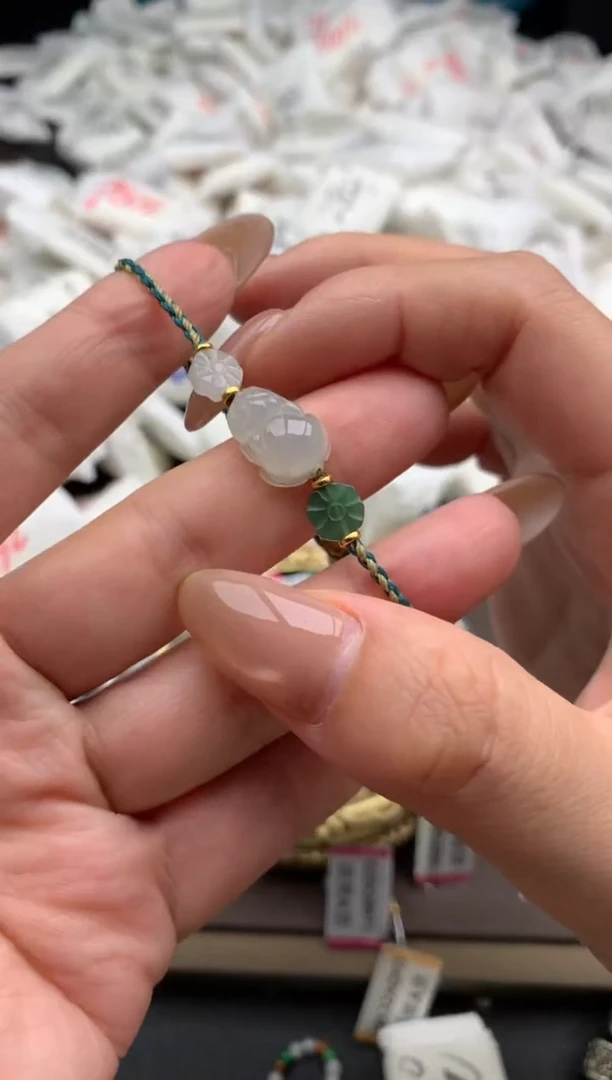 【闪购商品】翡翠手绳未镶嵌一