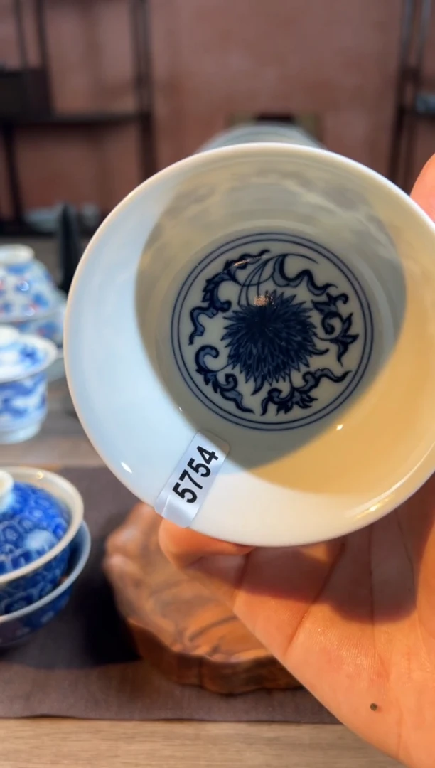 摆件景德镇手工手绘陶瓷5754