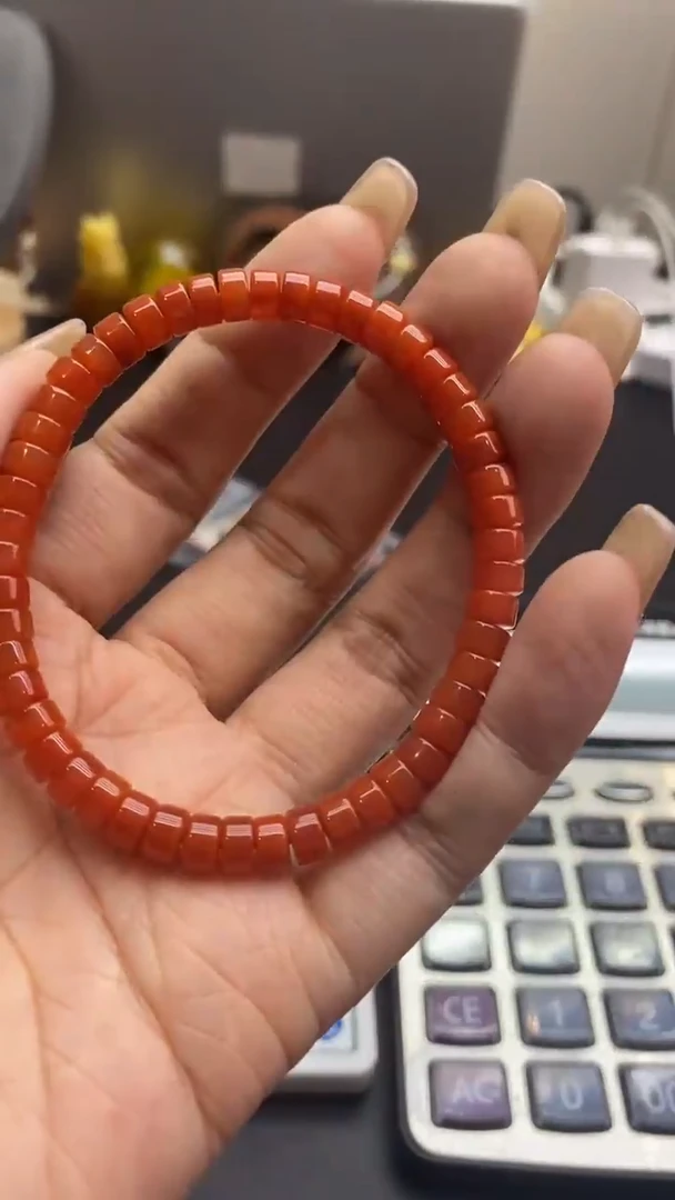 未镶嵌南红玛瑙珠宝奇石1666