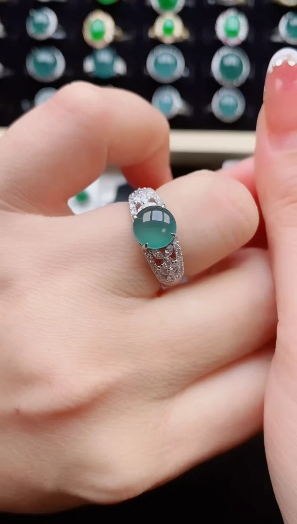 【闪购商品】翡翠戒指银S925镶嵌5085