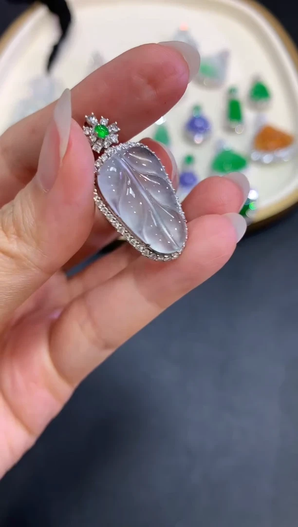翡翠18K金镶嵌吊坠(不含链)S685|8800