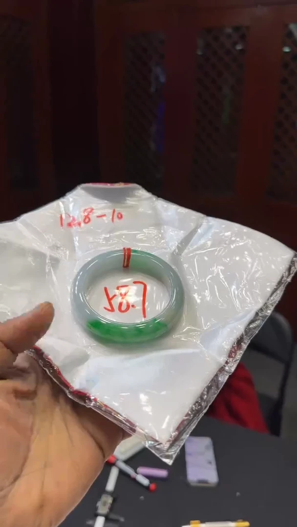 【闪购商品】翡翠手镯未镶嵌手镯