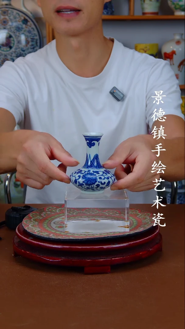 现代景德镇手工手绘陶瓷摆件9