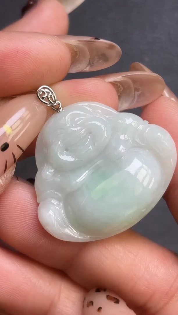 颈饰18K金镶嵌翡翠佛公