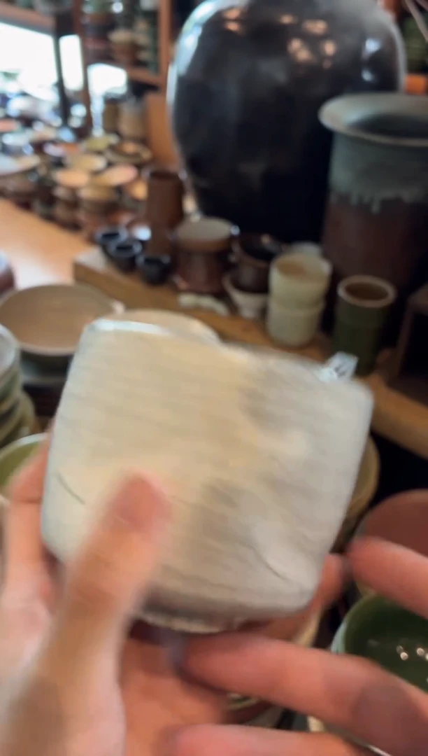 瓷片o****0733  粉引白手工碗1个