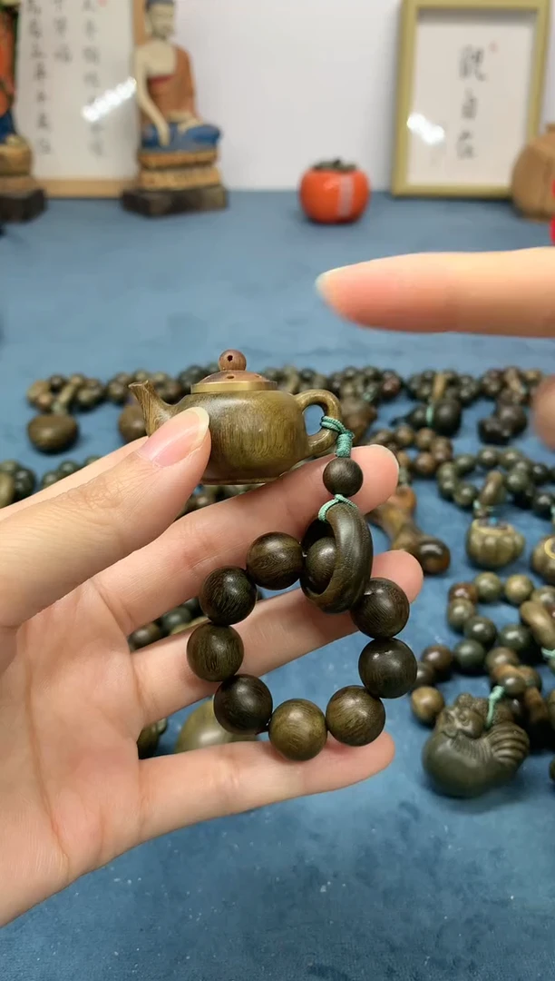 【闪购商品】维腊木（绿檀）把件把把壶香囊 送1瓶香丸