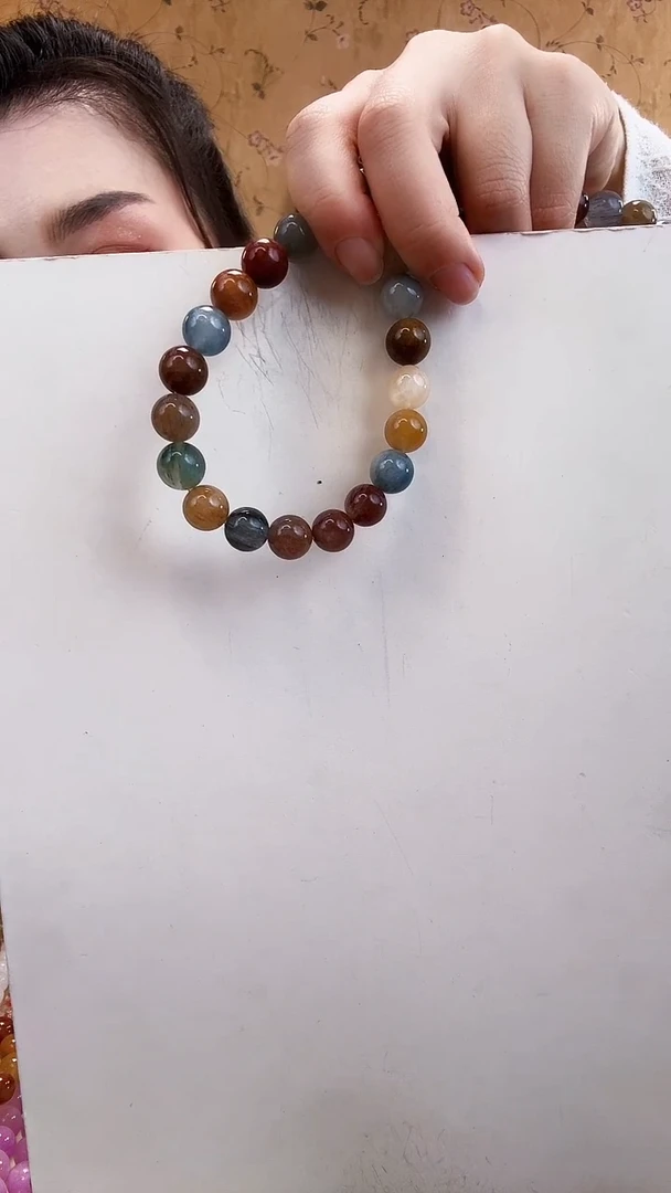 颈饰未镶嵌水晶铁**妹手串