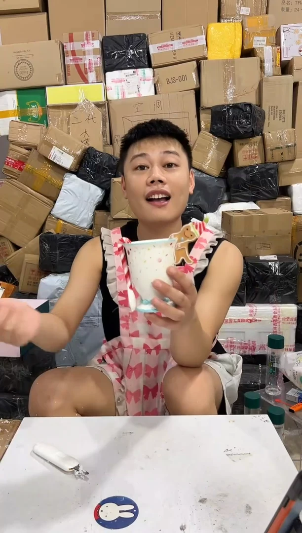 瓷片姜饼人一杯一勺