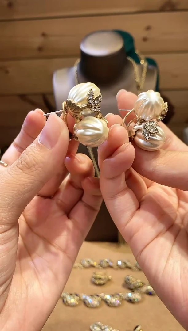 合金无合金时尚中古饰品