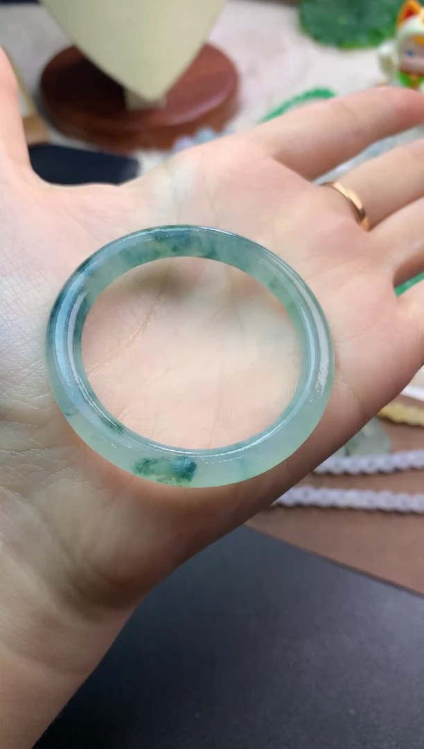 未镶嵌定制翡翠毛货