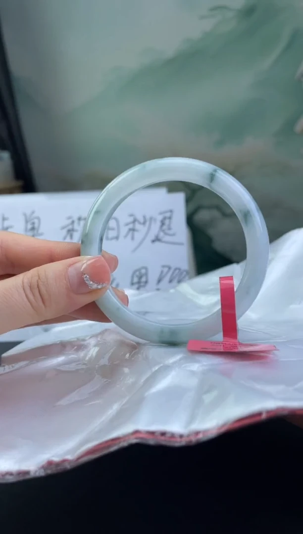 翡翠手镯未镶嵌17翡翠手镯