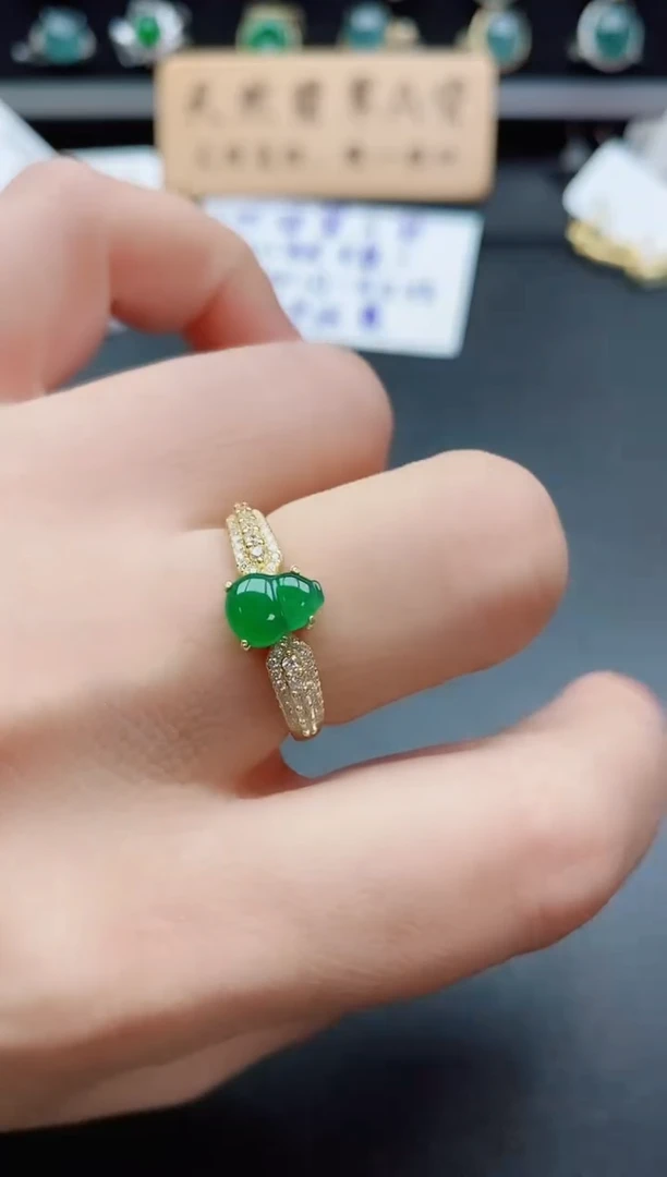 银S925镶嵌戒指翡翠1