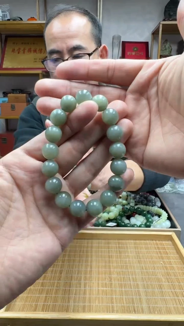 未镶嵌手链和田玉12青花