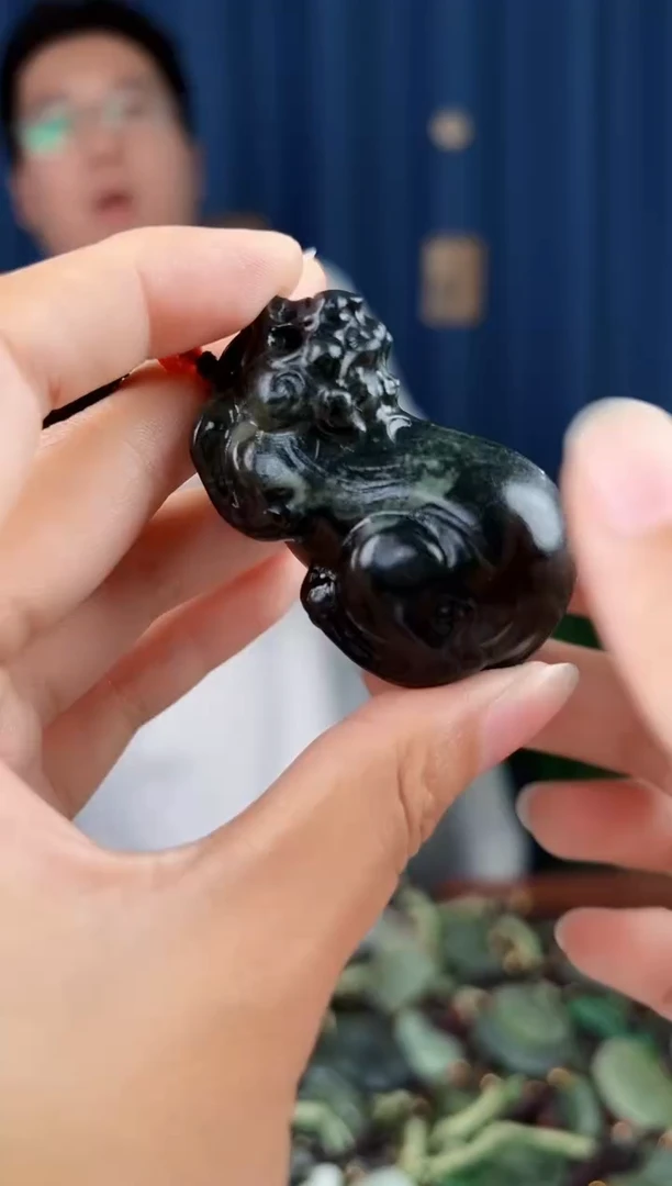 未镶嵌和田玉挂件拍一发一，多样性发货