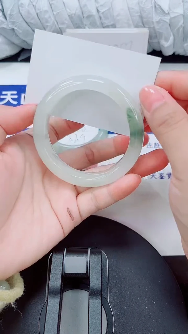 未镶嵌手镯石英质玉179-53/54