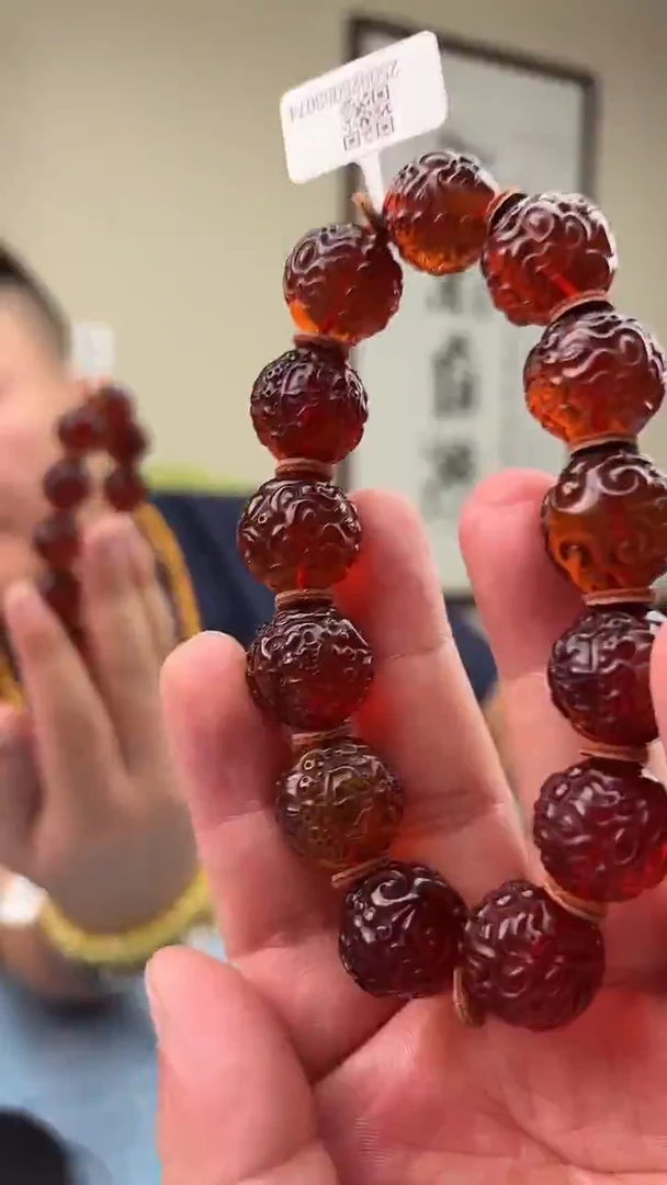 蜜蜡未镶嵌珠宝奇石H34，17假一罚十多样性发其一H