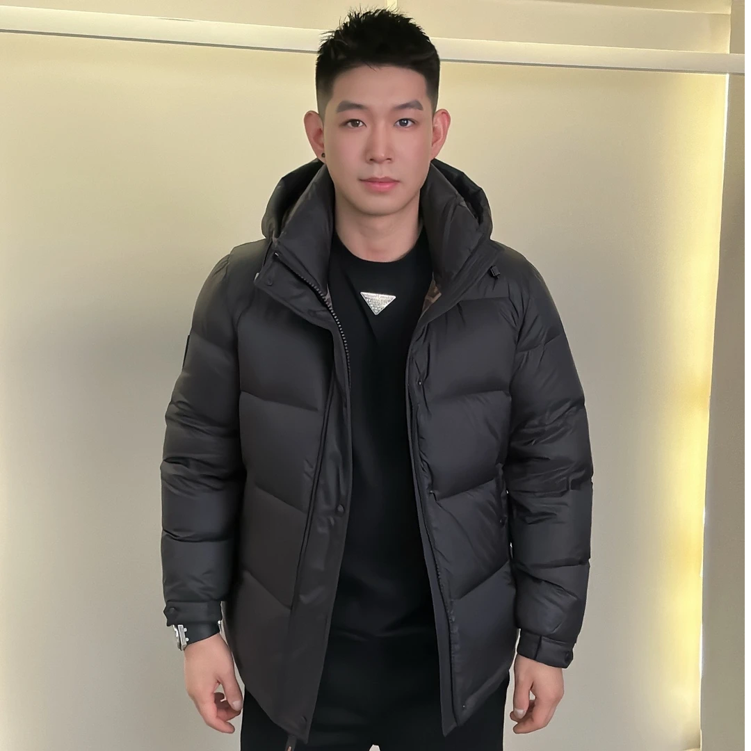 【壹帧品】恶魔眼爆款极寒巨保暖连帽羽绒服含绒量修身冬季男士外套