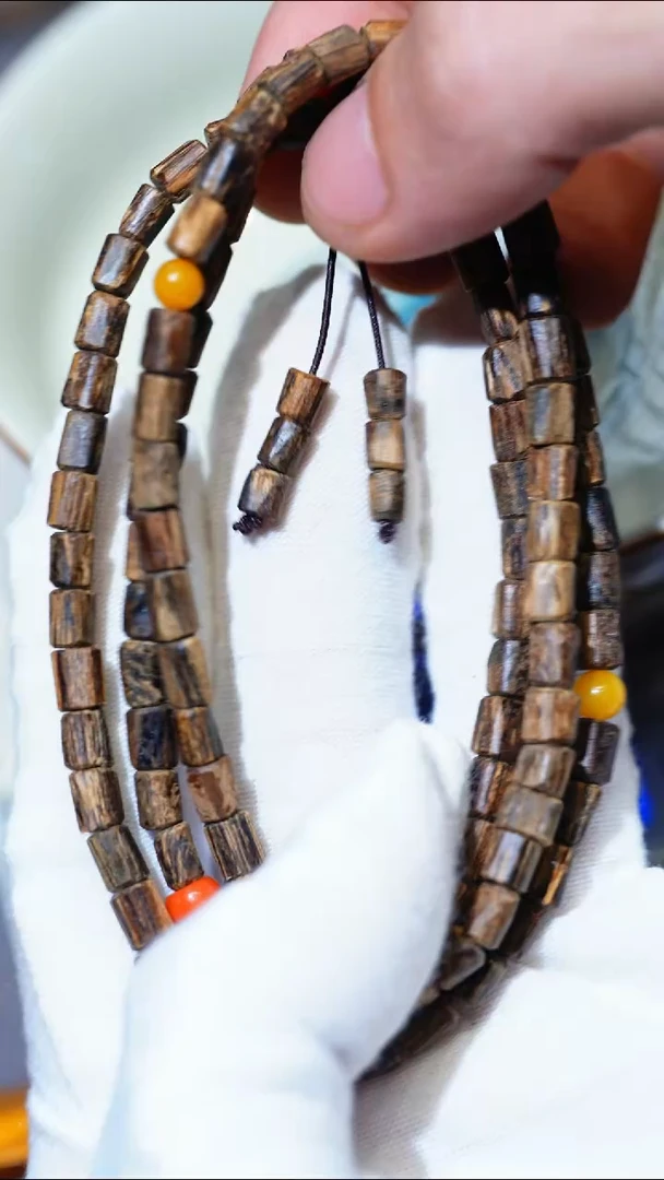 【闪购商品】沉香手串斯里兰卡沉水级10.9g+