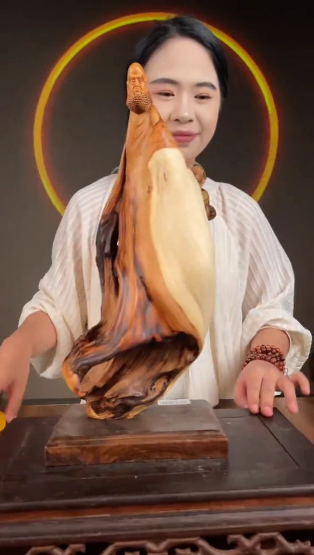 柏木（崖柏）手工摆件,先抢先得! 编号:138