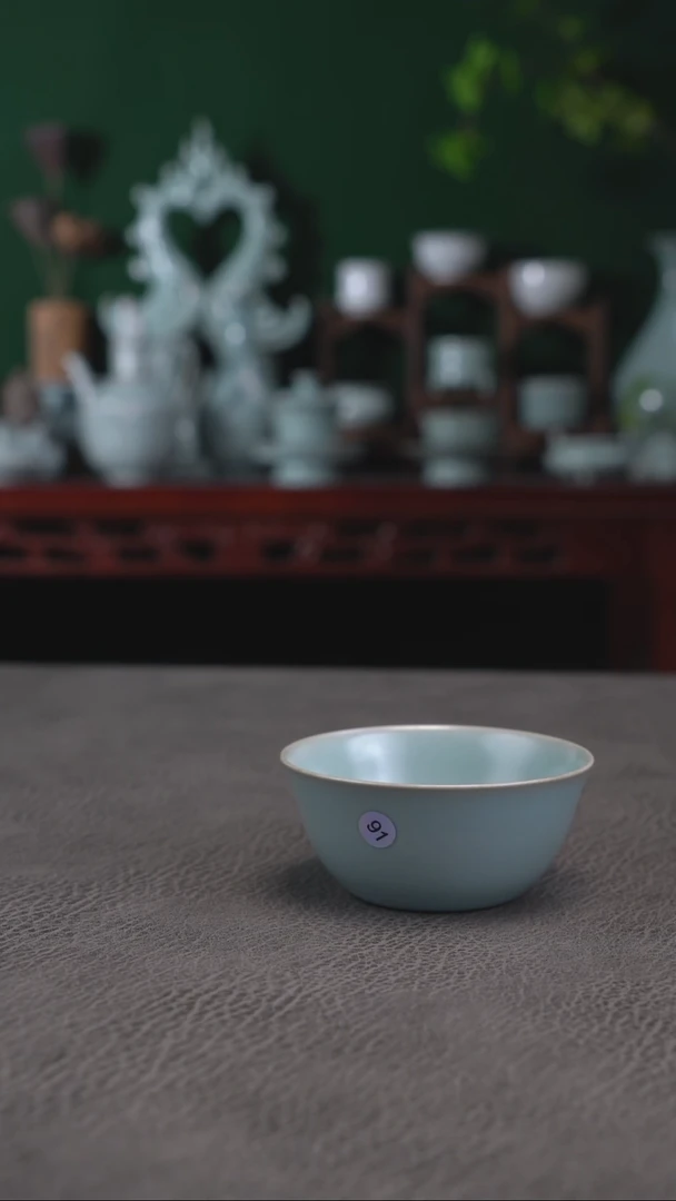 91号天蓝鸡缸杯无纹有瑕体验价简包~帆