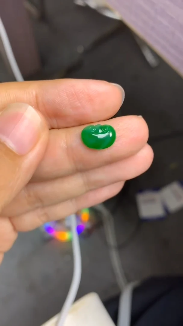 未镶嵌定制翡翠毛货