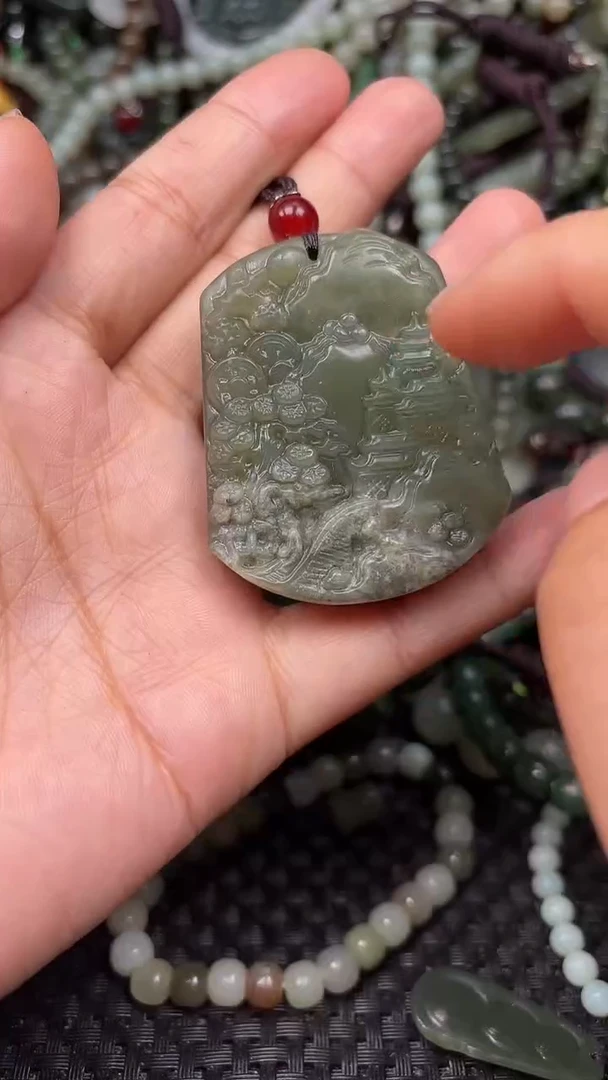 颈饰未镶嵌和田玉1