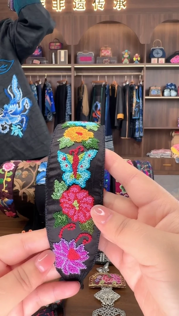 织绣扶光苗绣传承L20