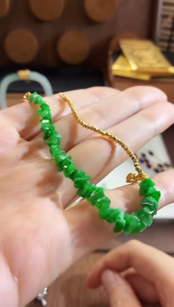 18K金镶嵌手链翡翠手饰