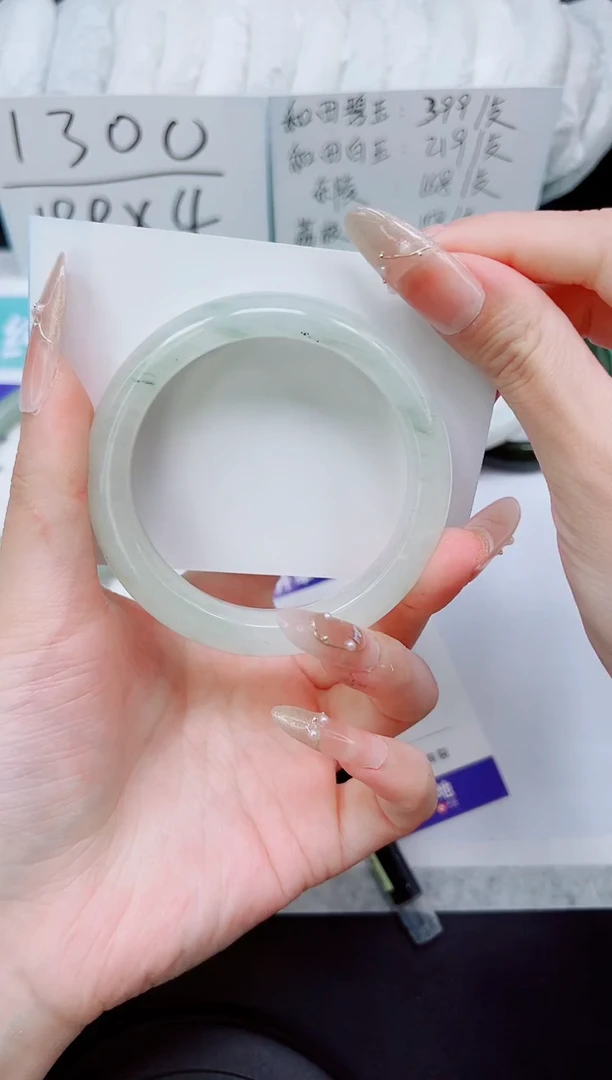 石英质玉手镯未镶嵌A144-54/55