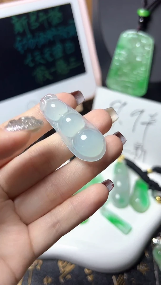 颈饰未镶嵌翡翠所见即所得，一图一无