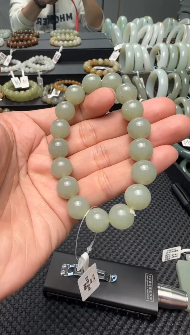 未镶嵌手串和田玉青白玉手串卡12