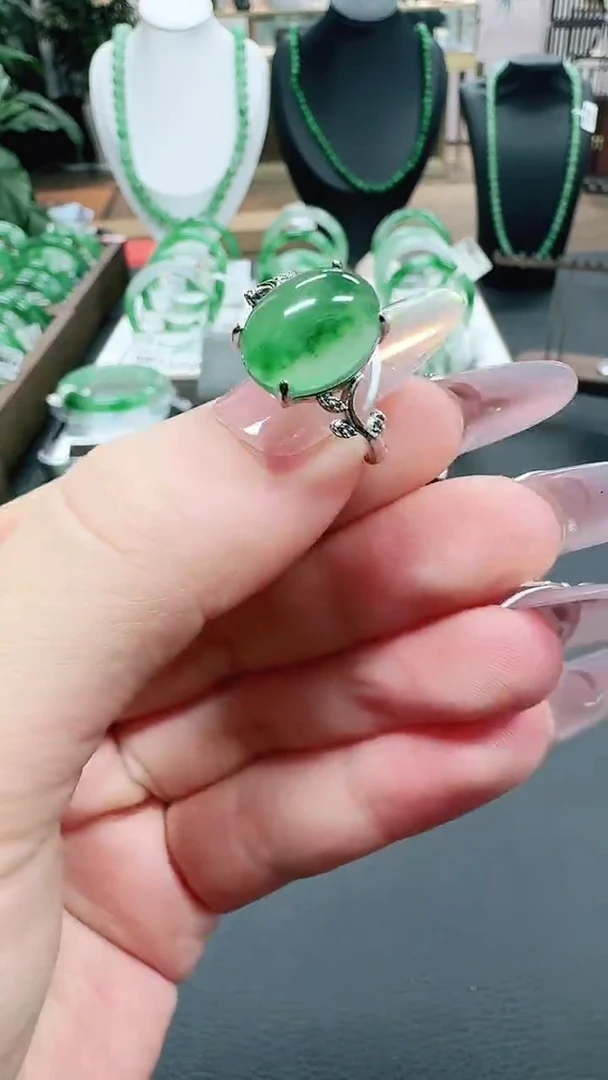 未镶嵌1石英质玉（非洲翠）/0633