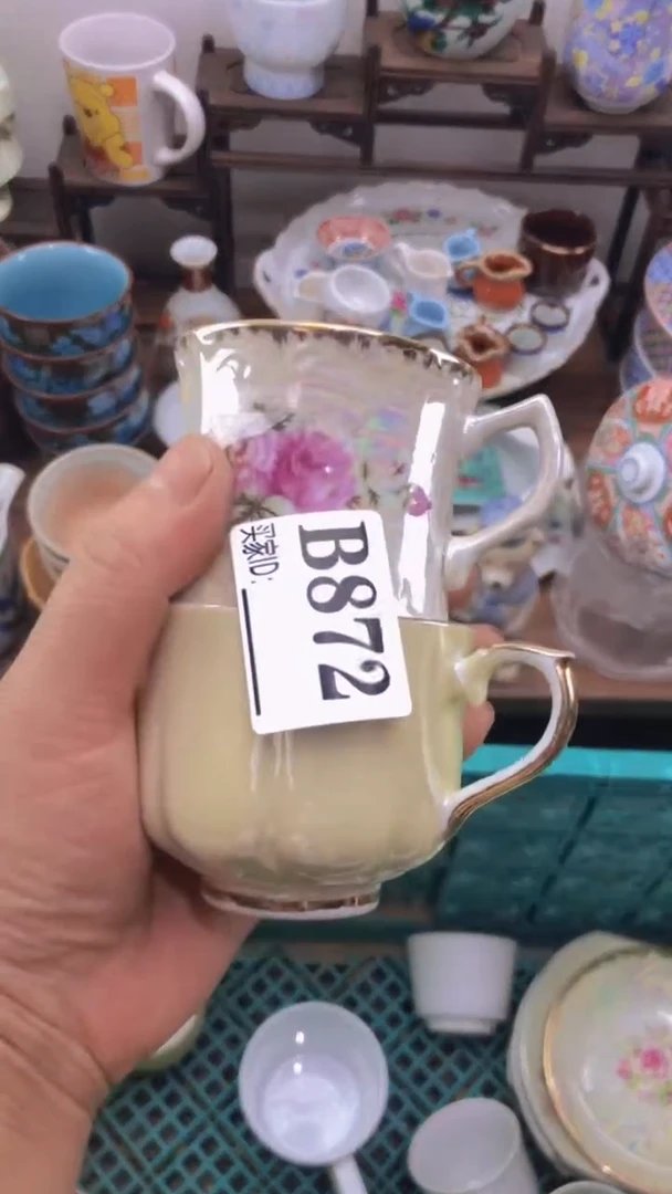 瓷片吴***tA龙华精品陶瓷店