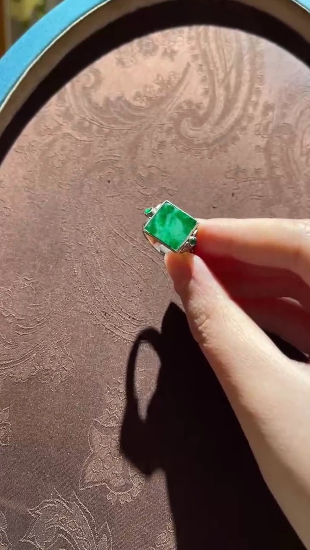 翡翠戒指银S925镶嵌红翡绿翠