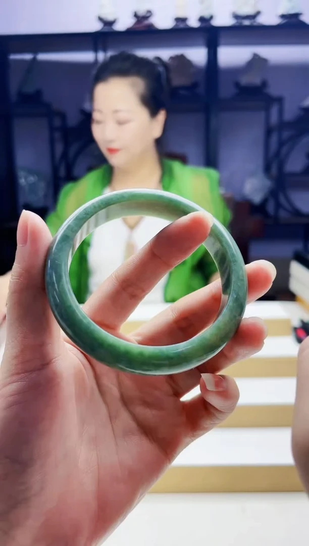 翡翠未镶嵌颈饰08010313多样性发其一