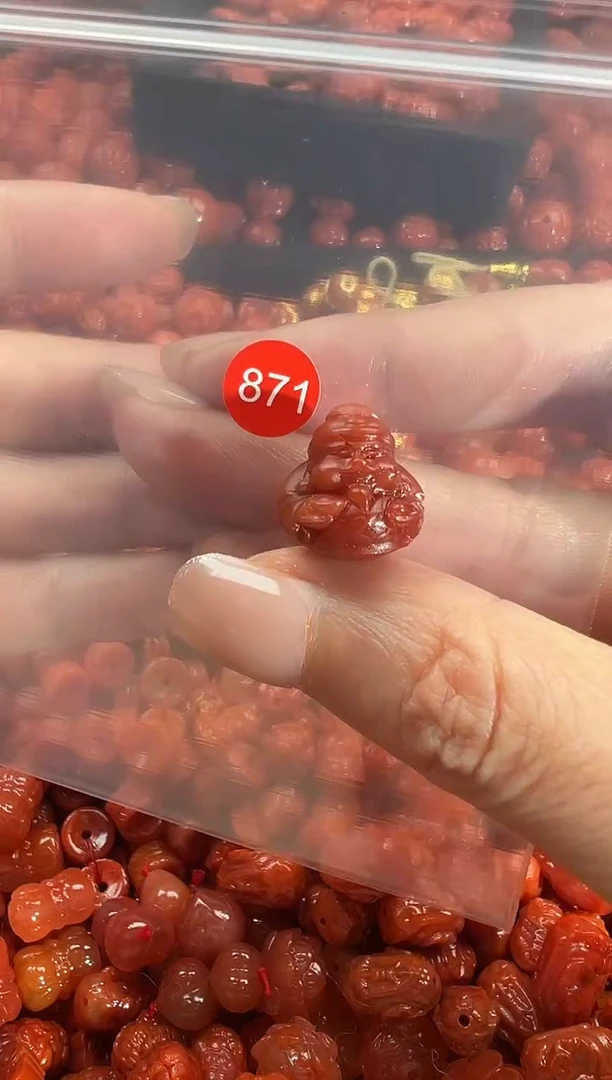 颈饰未镶嵌南红玛瑙1