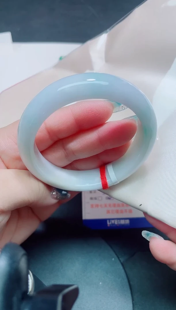 未镶嵌手镯翡翠57/00000000