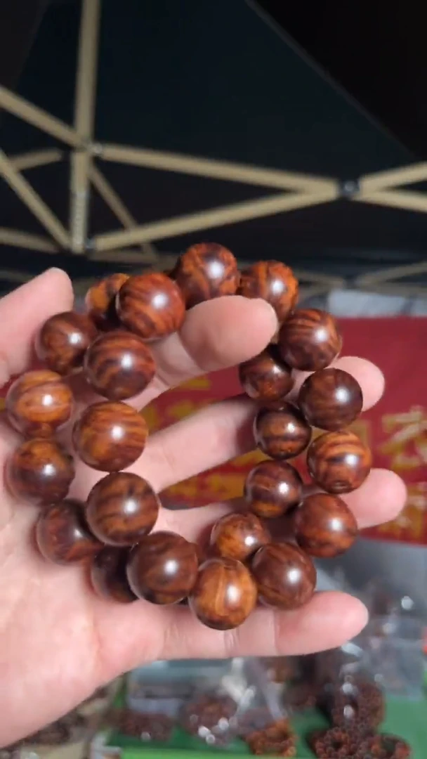 黄花梨/降香黄檀海南黄花梨芝麻点瘤疤花1.8手串（168）