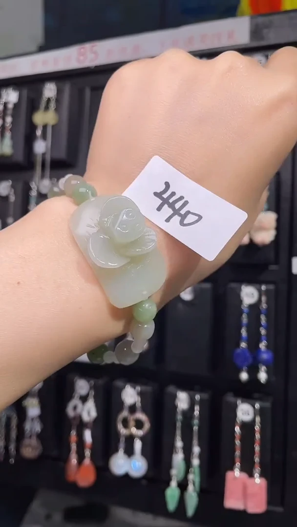 未镶嵌手绳和田玉喜欢拍